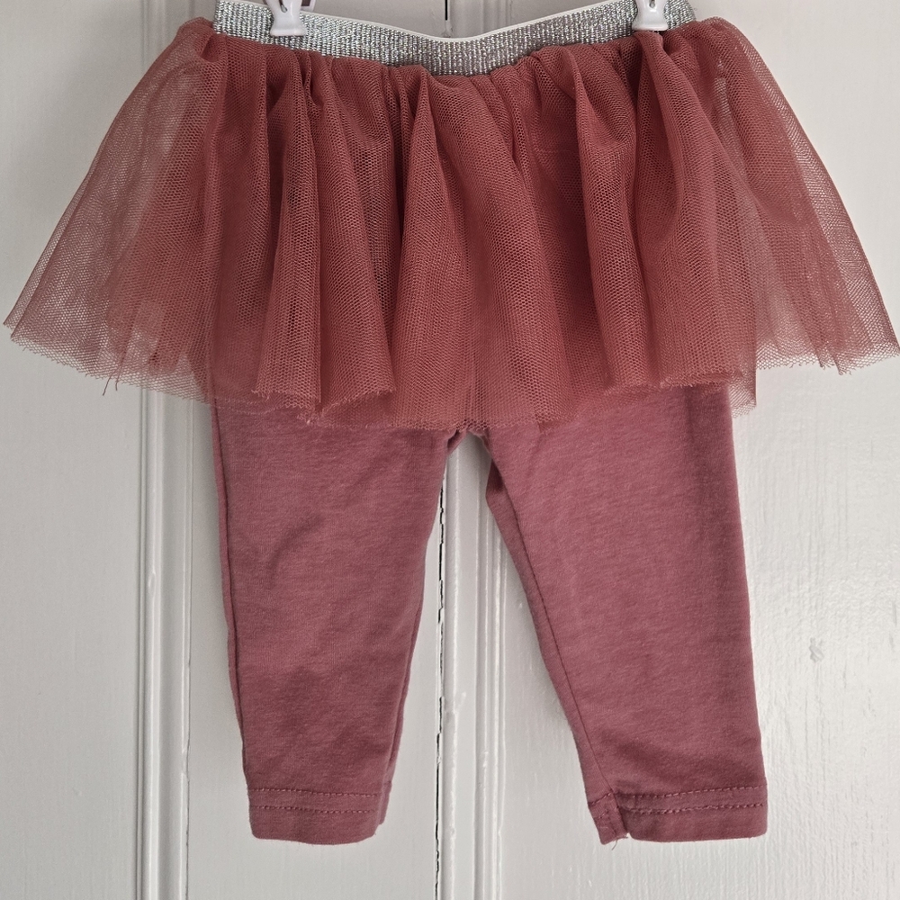 Adorable DISNEY BABY Deep Rose/Pink Tulle Skirt Leggings (0-3 months) 🩷